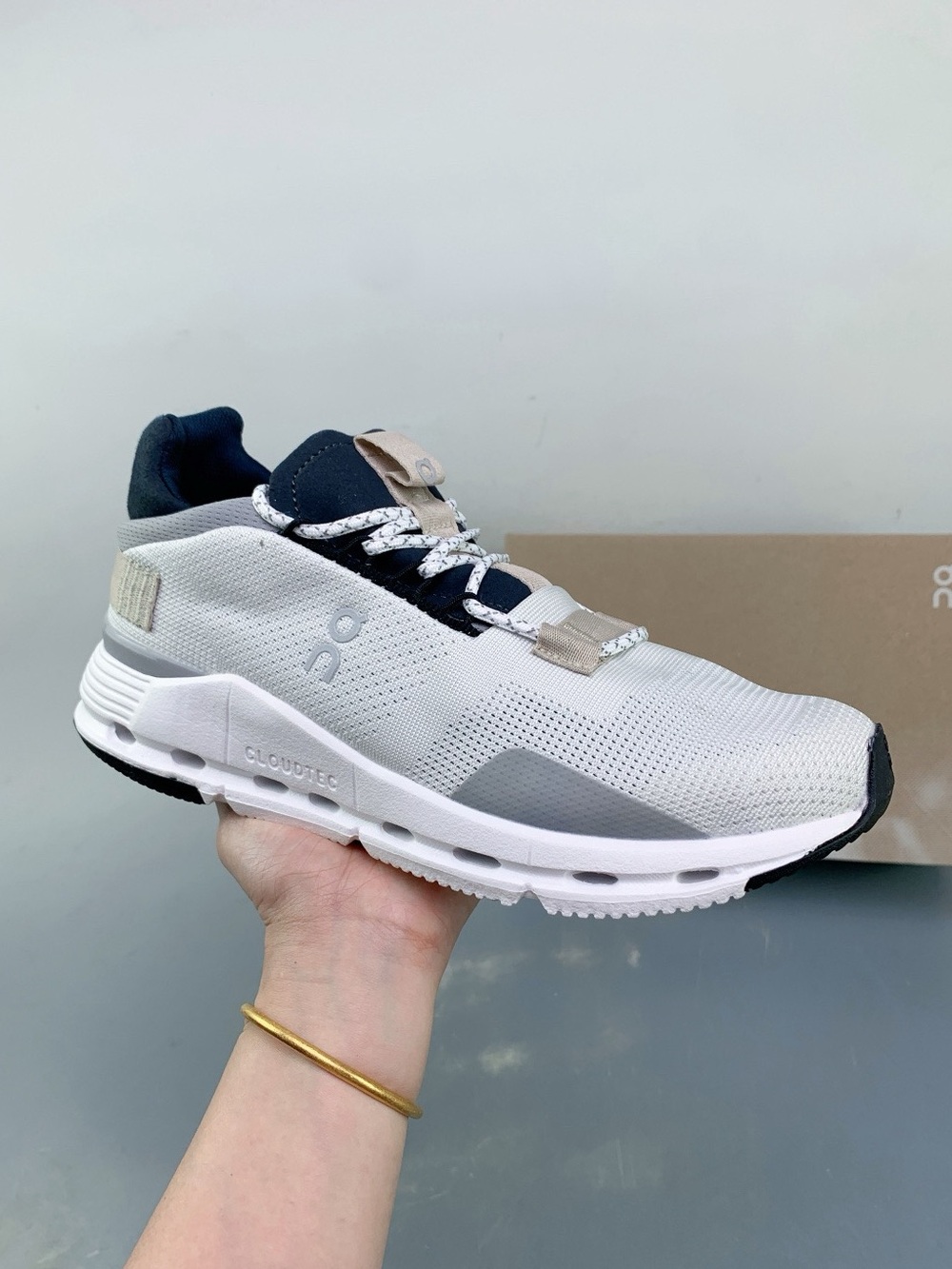 New ON Running Cloud Cloudnova White Sand Womens Casual Fashion Sneake